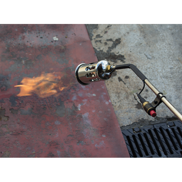 Chalumeau avec allumage piezo